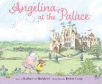 Angelina_at_the_palace